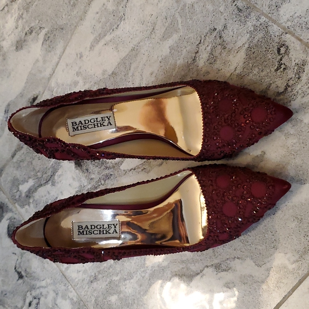 Badgley Mischka red heels